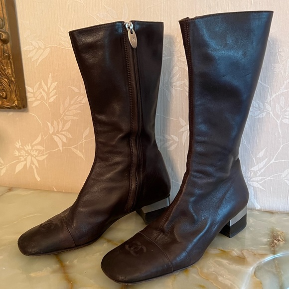 CHANEL Shoes - 🥰🥰Chanel Signature Brown Leather  Vintage Interlocking CC Boots ~   Sz~ 6.5